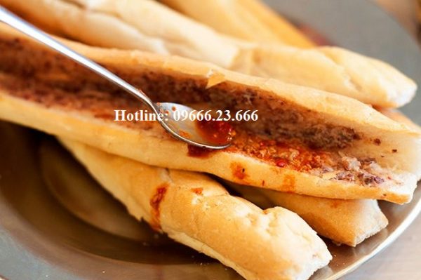 Bánh mì que nổi tiếng nhất tại Hải Phòng và Đà Nẵng