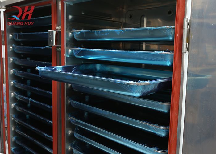 Hệ thống khay được thiết kế hợp lý Hệ thống khay được thiết kế hợp lý
