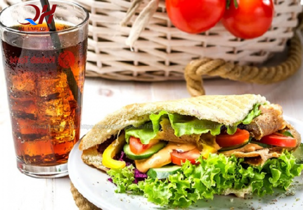 Bánh mì doner kebab rất khác với bánh mì truyền thống
