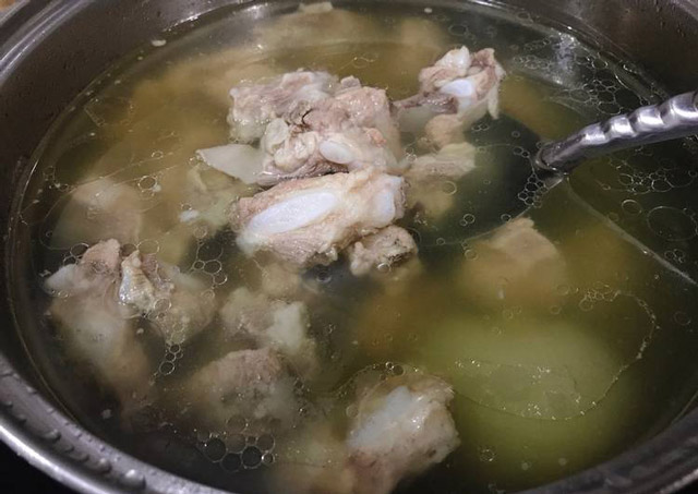 Nấu nước dùng cho phở gà, cách nấu phở gà