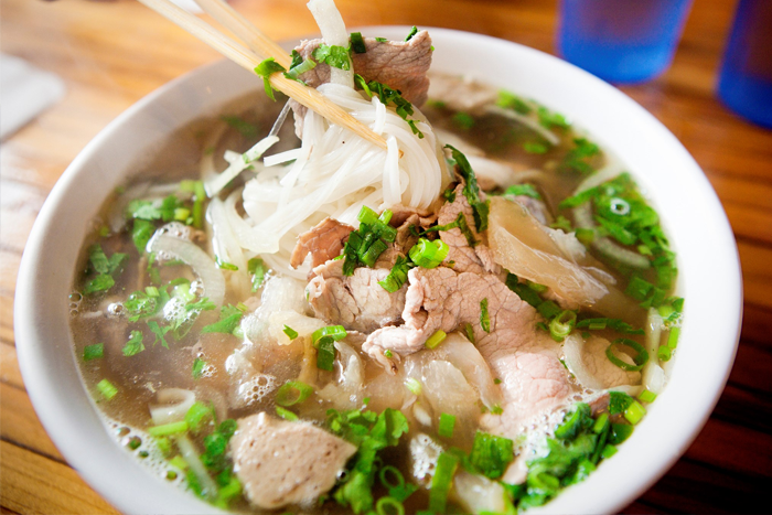 4-quan-pho-noi-tieng-Hai-phong