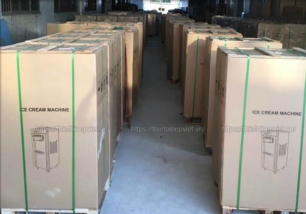 Quang Huy phân phối tủ bánh kem toàn quốc