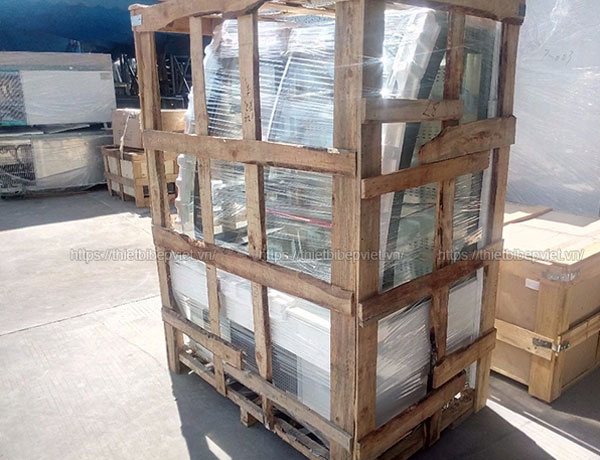 Quang Huy phân phối tủ bánh kem toàn quốc