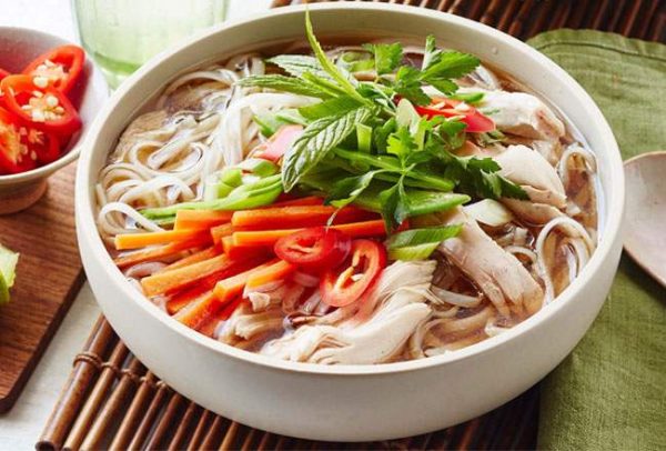 Phở - Món ăn nổi tiếng của người Việt