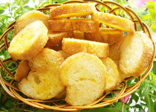 Bánh mì nướng bơ đường hấp dẫn dành cho trẻ Bánh mì nướng bơ đường hấp dẫn dành cho trẻ