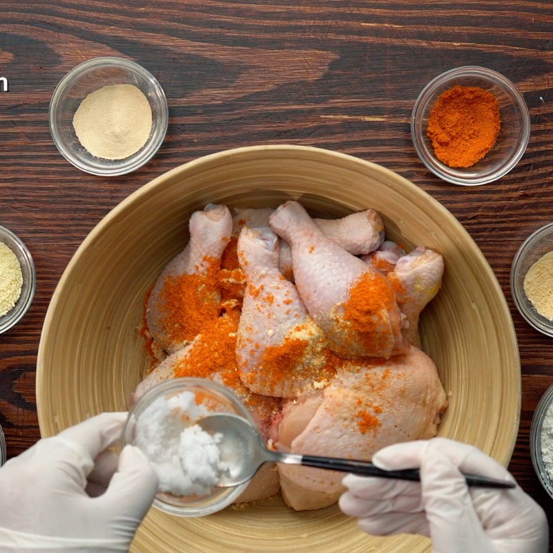 Ướp thịt gà, cách làm gà rán KFC tại nhà