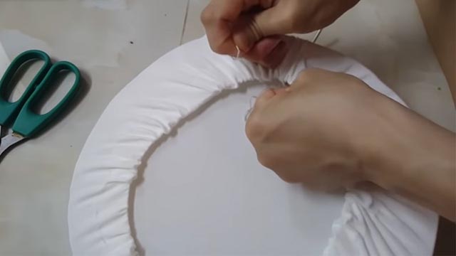 Gấp mép vải may thành viền, làm vải tráng bánh cuốn