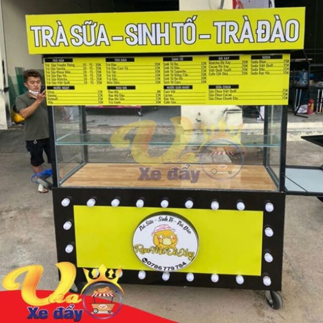 Mẫu xe b&aacute;n tr&agrave; sữa của Vua xe đẩy