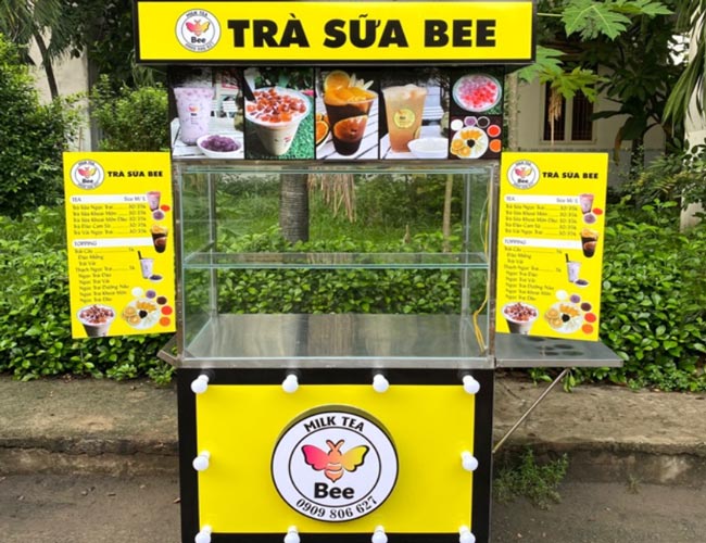 Xe b&aacute;n tr&agrave; sữa vỉa h&egrave;