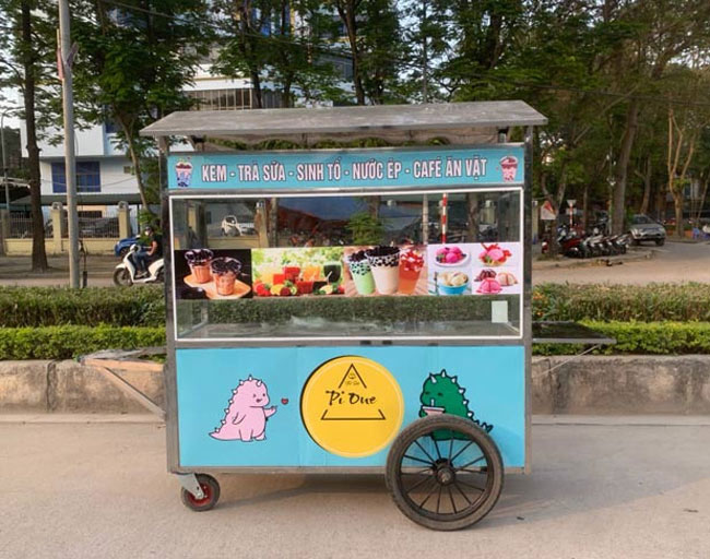 Xe b&aacute;n tr&agrave; sữa 1m8 đẹp mắt