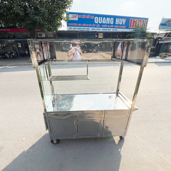 Khung xe b&aacute;n đồ ăn vặt đường phố