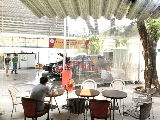 quán cafe rửa xe